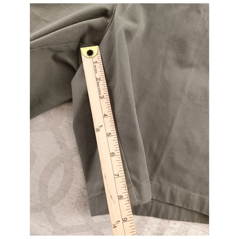 L.L.Bean Women's Original Fit Pleated Shorts Size 18 Regular - Picture 4 of 8